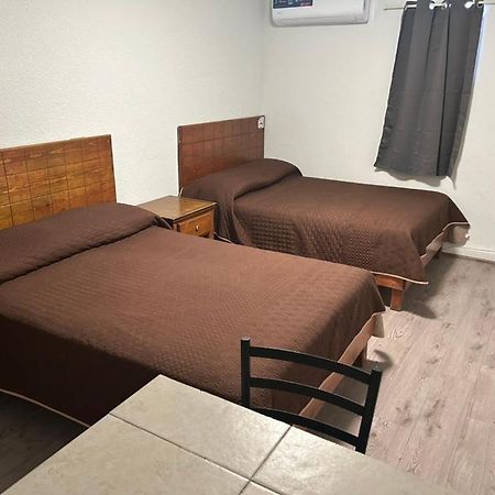 Hotel Centric 奇瓦瓦 外观 照片